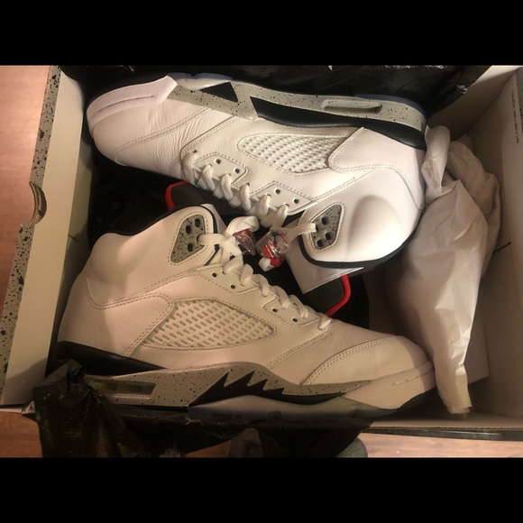 Deadstock☠️☠️ Jordan Retro 5 size 10.5 never worn - Picture 8 of 8